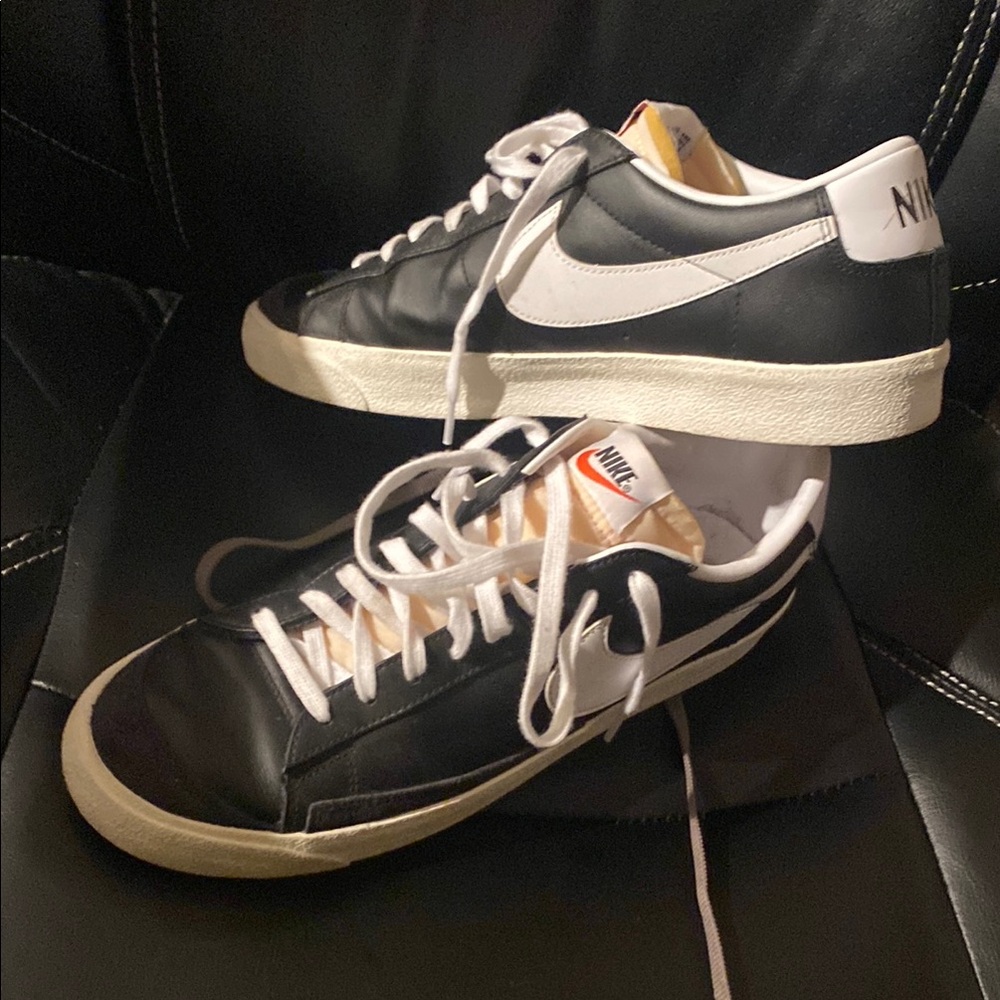 Nike Classic Blazer Black and White Low-Tops
